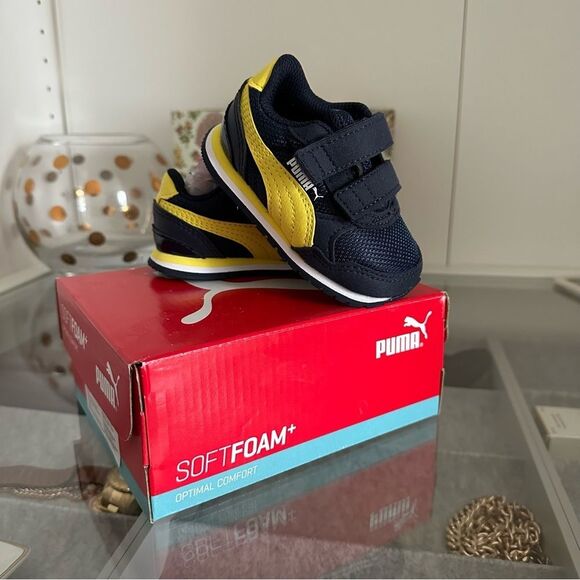 Puma Baby Street Runner V2 Mesh Hook and Loop Navy and Yellow Stripe Sneakers 4 - Picture 1 of 11